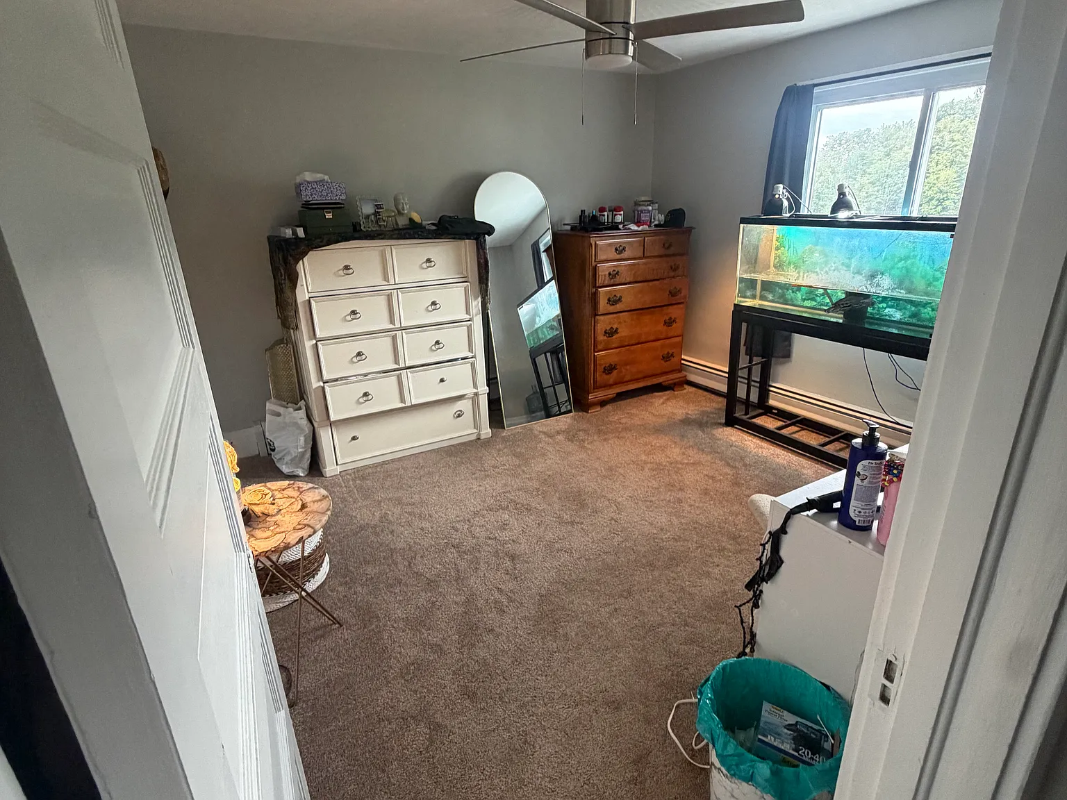 3 bed, 1.5 bath, 1200 sqft, $1,450 — Photo 2