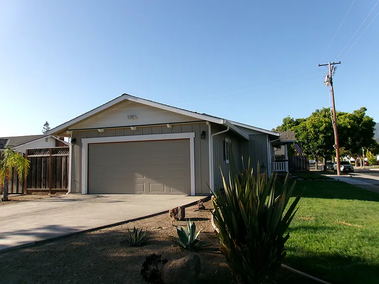 4470 Sally Dr — Photo 6