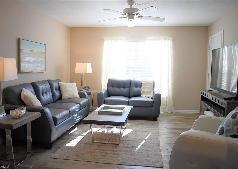 1st image of 6836 Sandtrap Dr APT 2