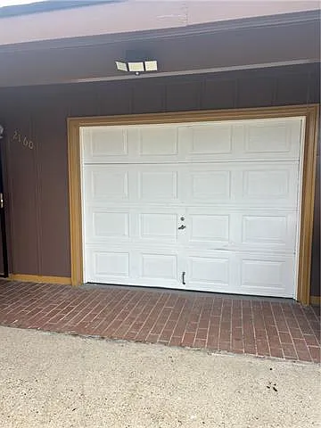 3 bed, 2.0 bath, 1300 sqft, $1,900 — Photo 3