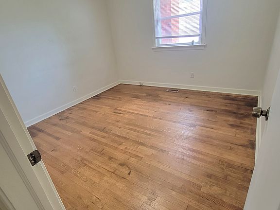 5th image of 427 21st St #A