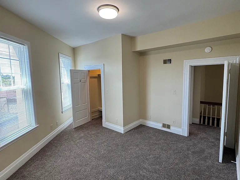 211 Shiloh St — Photo 15