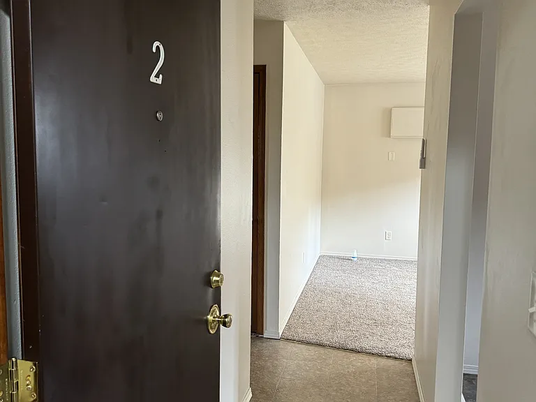 4728 Trevor Cir #2 — Photo 12