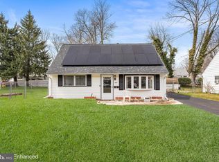 955 Terrace Blvd, Ewing, NJ 08618