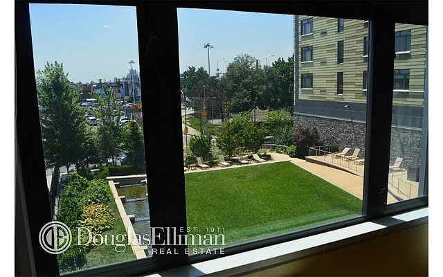 Rented by Douglas Elliman | media 29