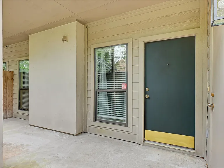1100 Augusta Dr #79 — Photo 3