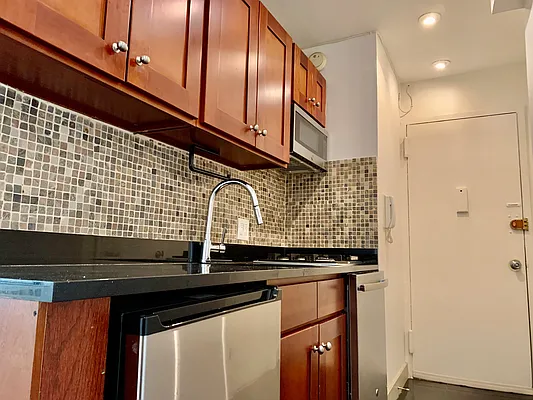 Rented by Living New York | media 7