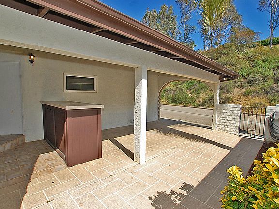 4th image of 31408 Club Vista Ln