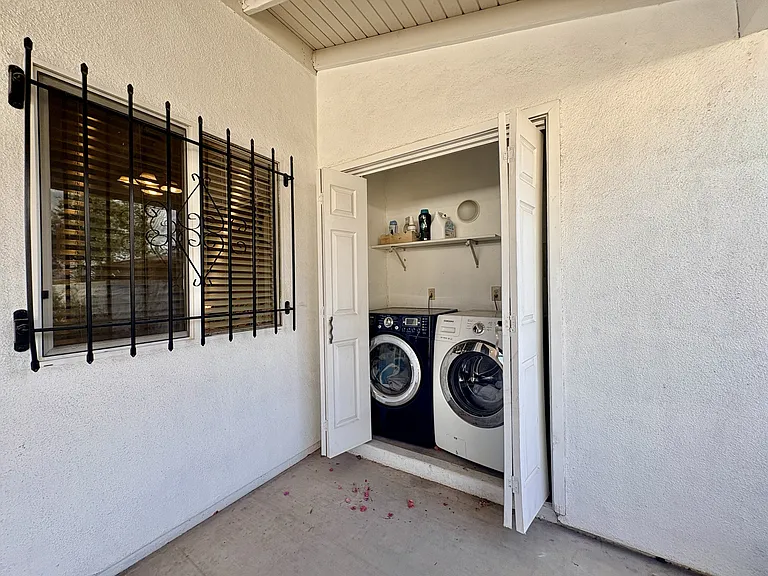 1718 E Grant Rd #2 — Photo 10