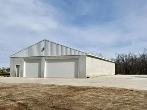 14525 Klooster Rd, Charlevoix, MI 49720