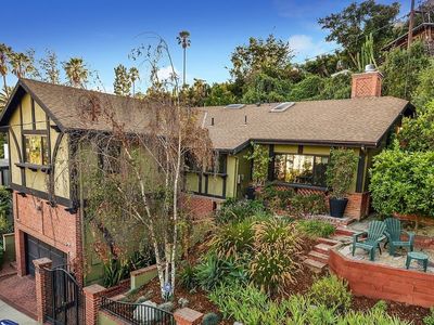 3300 Larissa Dr, Los Angeles, CA, 90026