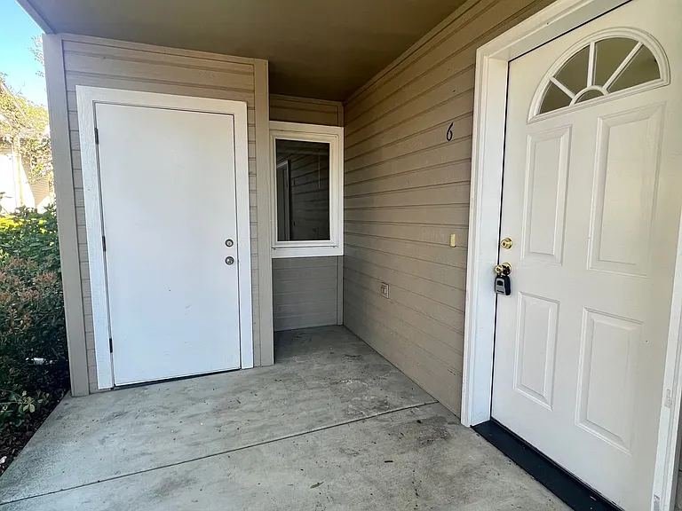 3151 Forest Hills Dr #6 — Photo 17