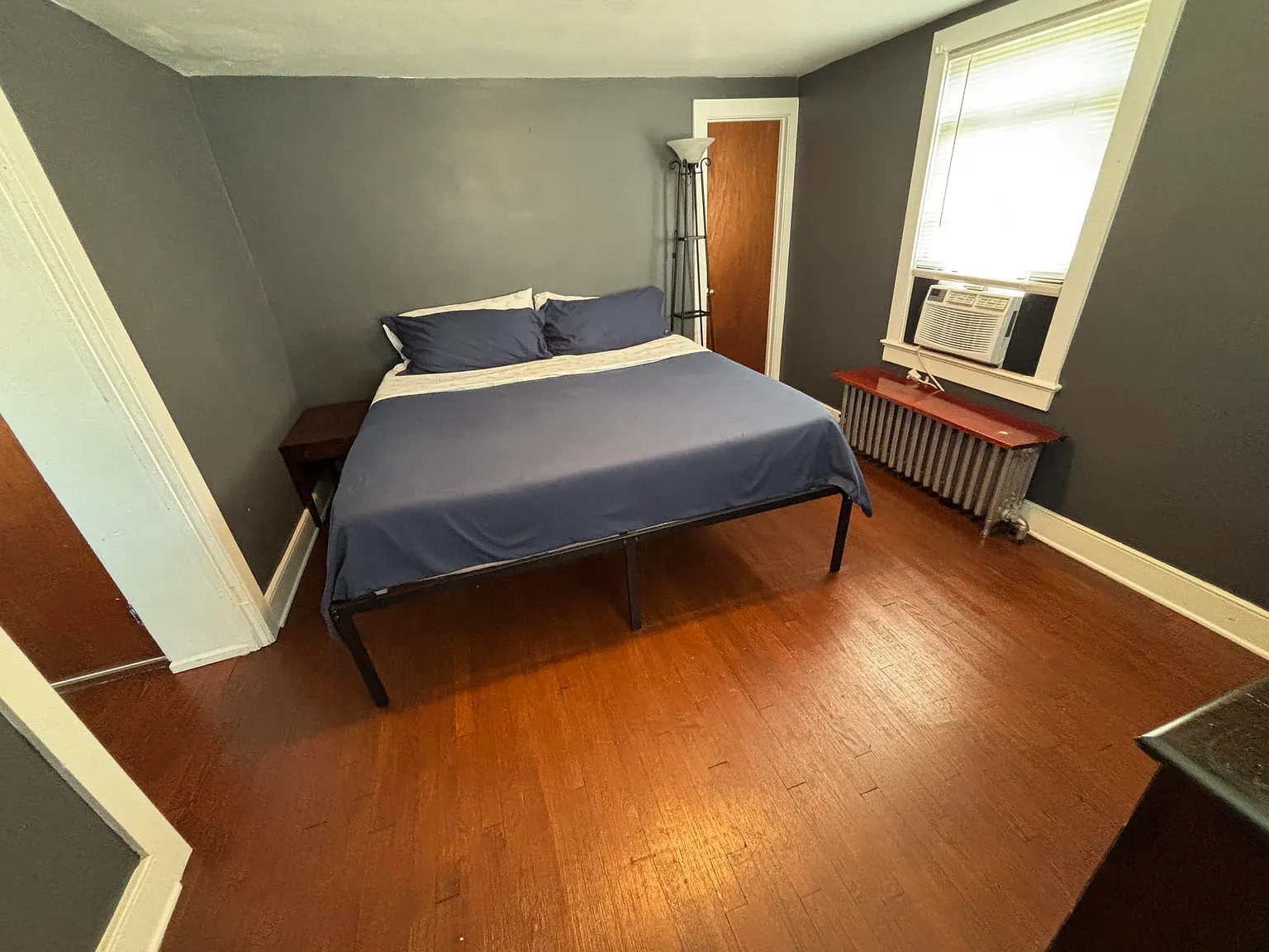3 bed, 1.5 bath, 1238 sqft, $2,700 — Photo 3