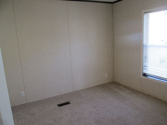 4th image of 189 S Kenbrook St SE #S189