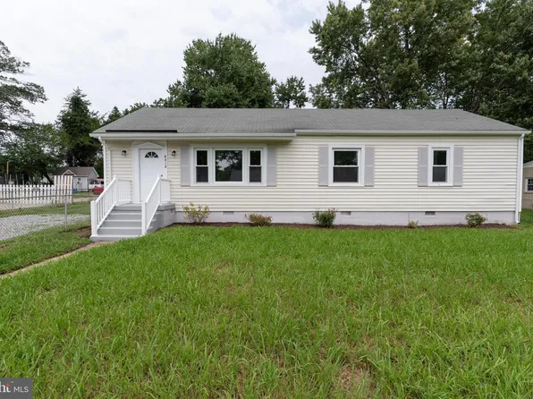 4818 Stanley Dr, North Chesterfield, VA 23234