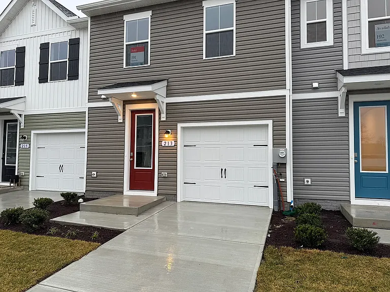 236 Clement Loop — Photo 31