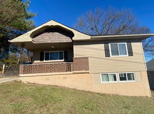 3655 Crompton St, Lupton City, TN 37351