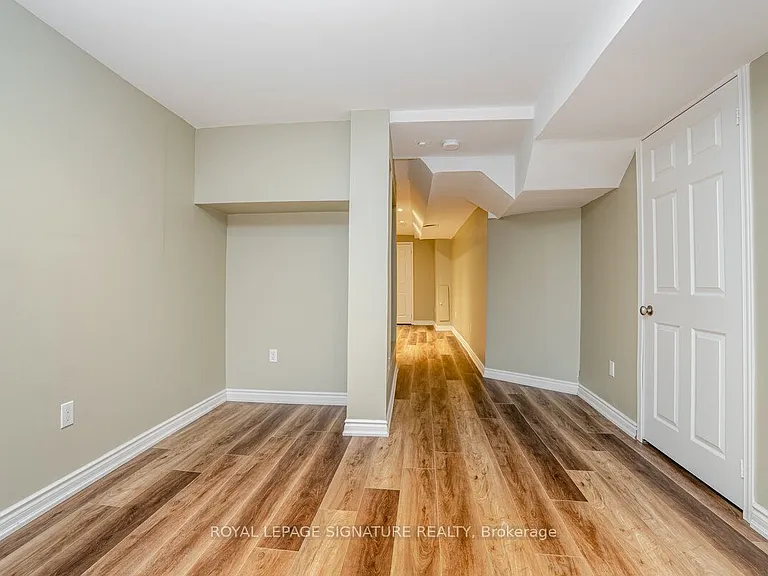 5135 Falconcrest Dr — Photo 34