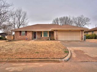 4112 NW Currell Dr, Lawton, OK 73505