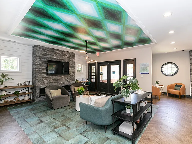 Come Home to Willowest in Collier Hills in Atlanta, GA 30318