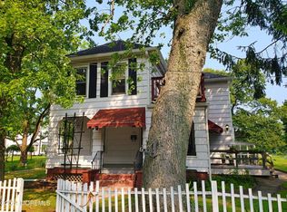 229 Larchwood Ave FLOOR 2, Oakhurst, NJ 07755