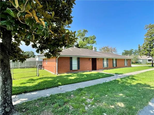 921 Ridgelake Dr, Metairie, LA 70001