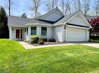 10335 River Rock Ln, Cleveland, OH 44133