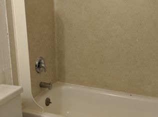 160 N 20th St APT 14, Springfield, OR 97477