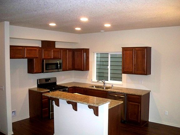 3rd image of 2619 NE 88th Pl