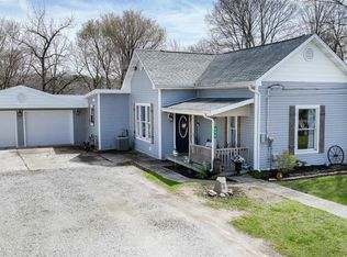 205 N Riverside Dr, Monticello, IN 47960