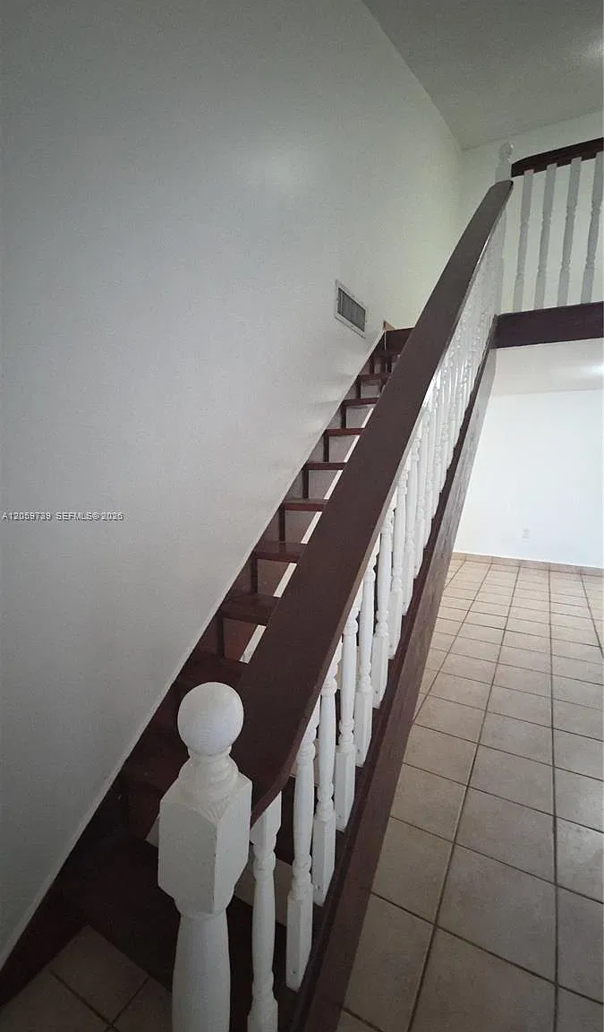 9437 Fontainebleau Blvd — Photo 3