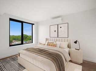 22-51 45th St #6B, Astoria, NY 11105