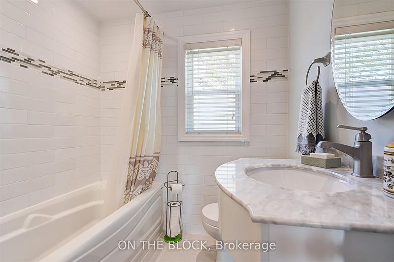 Toronto House for rent - 3 Bedrooms — photo 16