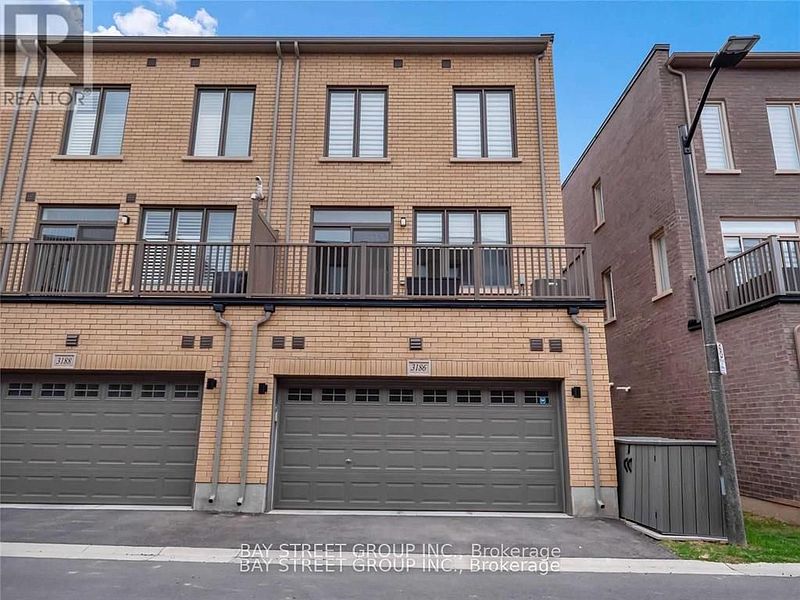 Oakville Townhouse for rent - 4 Bedrooms in Oakville