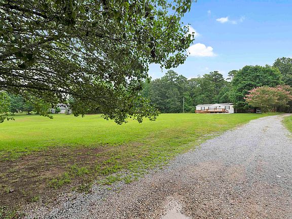 5th image of 9385 Miller Rd