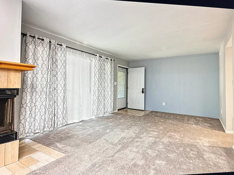 8789 W 106th Ter — Photo 12