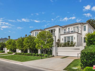 755 Napoli Dr, Pacific Palisades, CA, 90272