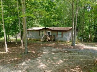 12745 Wendy Ln, Amelia Court House, VA 23002