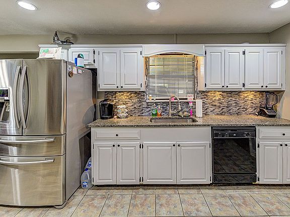 4th image of 106 Bottino Dr