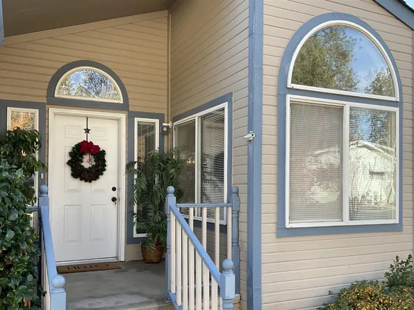 14825 Hidden Rock Dr, Grass Valley, CA 95949