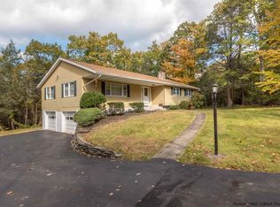 11 Pleasant Ridge Dr, Hurley, NY 12491