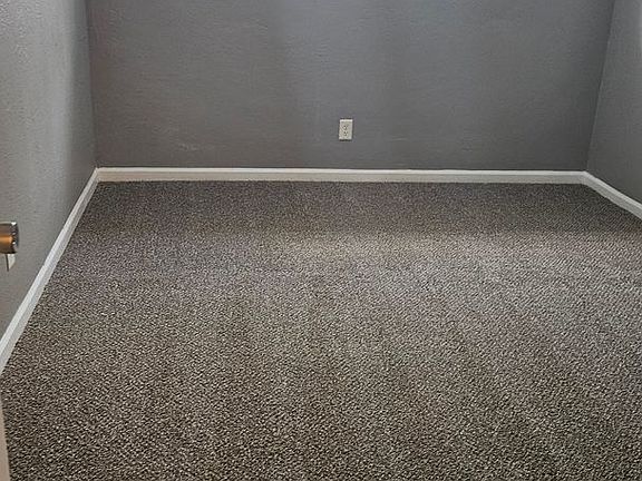 4th image of 1042 Forest Ct APT 2