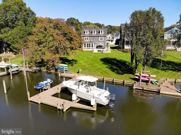 3590 S River Ter, Edgewater, MD 21037