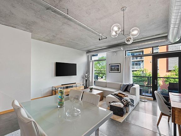 5th image of 720 N 4th St Unit 203