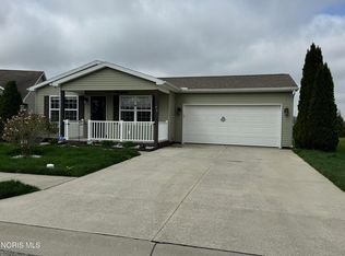 314 Hidden Ridge Dr, Delta, OH 43515