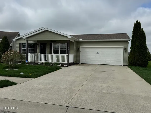 314 Hidden Ridge Dr, Delta, OH 43515