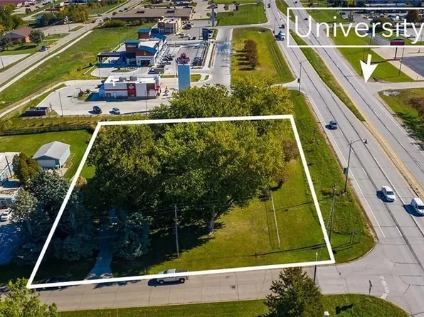 1141 N Shadyview Blvd, Pleasant Hill, IA 50327