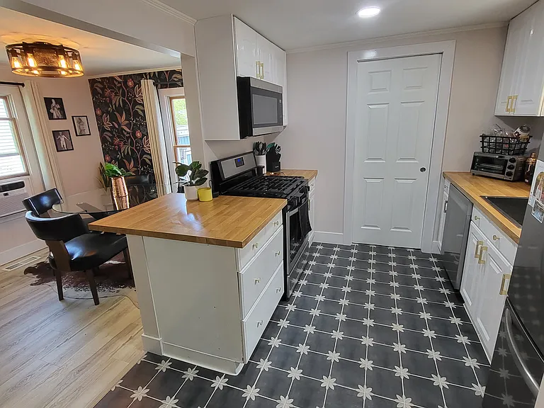 131 George St — Photo 12