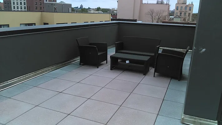 Rented by The Hamilton Group | media 23