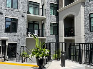 153 Wilson St W #114, Hamilton, ON